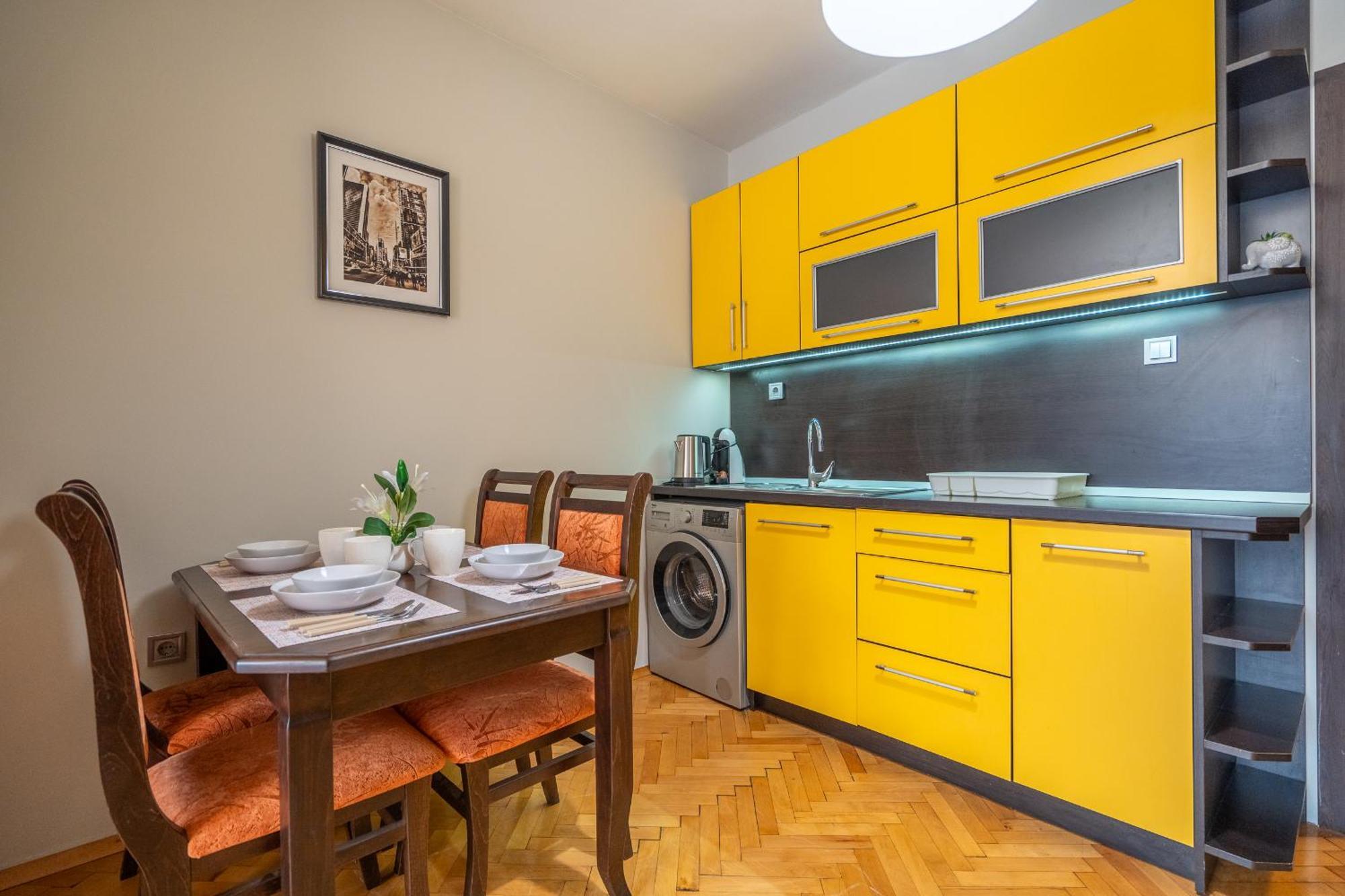 Pirotska 2-Bedroom 100M2 Apartment In Sofia Center Zewnętrze zdjęcie